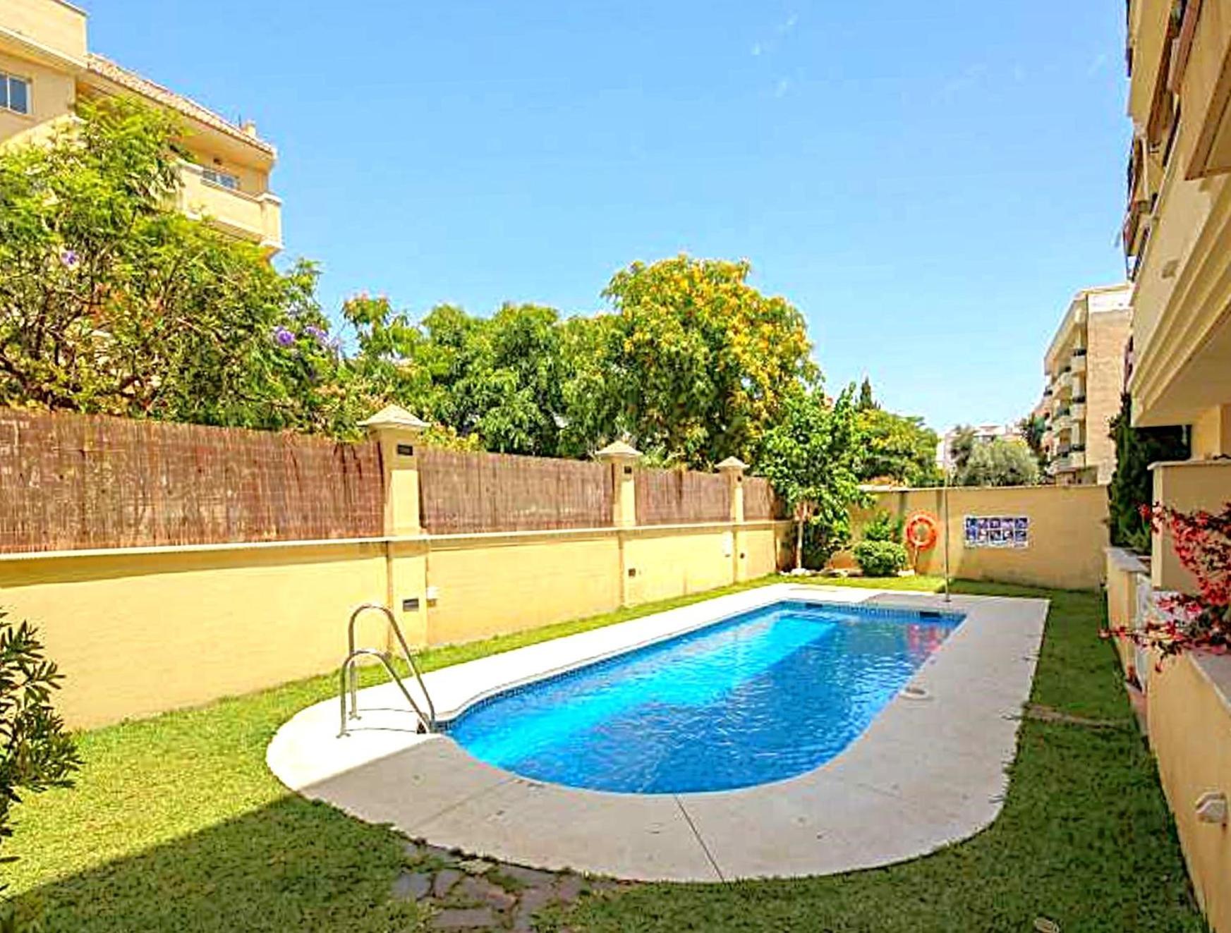Luxury Apartment Holiday Rental Ne Nerja Ngoại thất bức ảnh